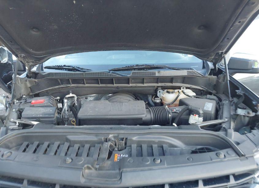 Photo 10 of 2019 Chevrolet Silverado 1500 LT (VIN 3GCPWCED8KG212251)