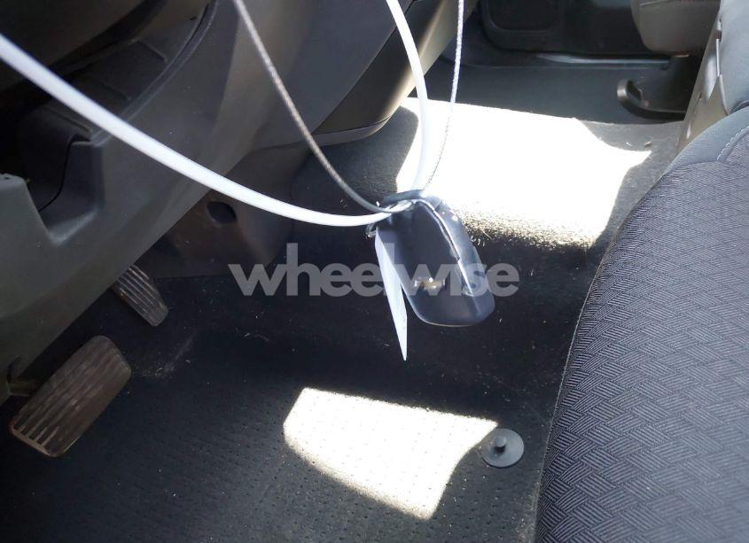 Photo 11 of 2019 Chevrolet Silverado 1500 LT (VIN 3GCPWCEDXKG167765)