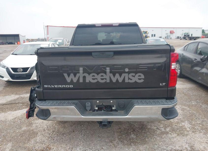 Photo 16 of 2019 Chevrolet Silverado 1500 LT (VIN 3GCPWCEDXKG167765)