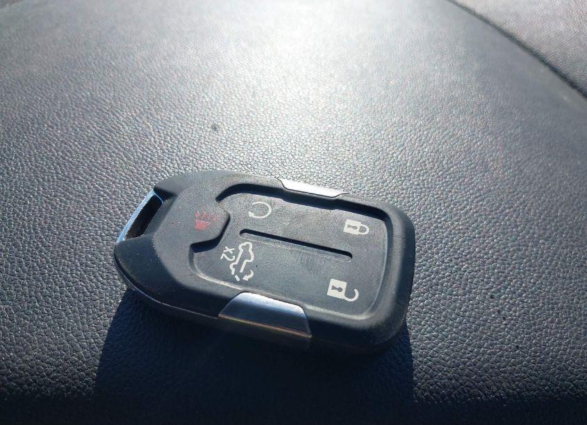 Photo 11 of 2019 Chevrolet Silverado 1500 LT (VIN 3GCPWCEDXKG195582)