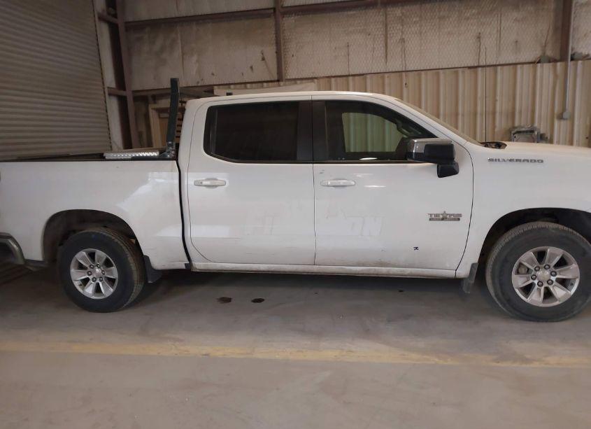 Photo 13 of 2019 Chevrolet Silverado 1500 LT (VIN 3GCPWCEDXKG195582)