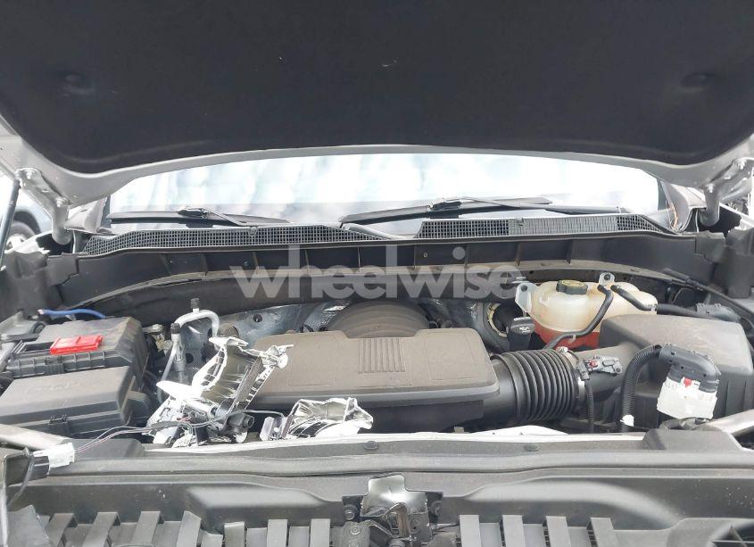 Photo 10 of 2019 Chevrolet Silverado 1500 LT (VIN 3GCPWCEDXKG257563)