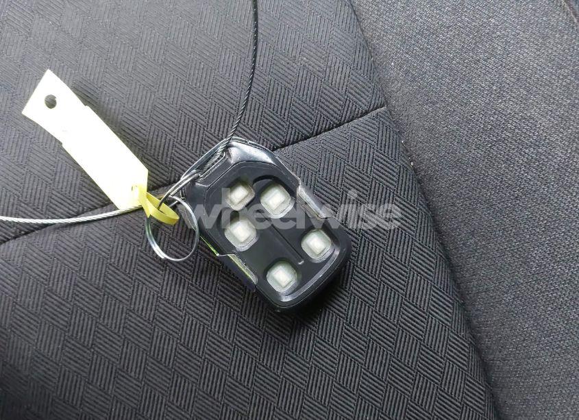 Photo 11 of 2019 Chevrolet Silverado 1500 LT (VIN 3GCPWCEDXKG257563)