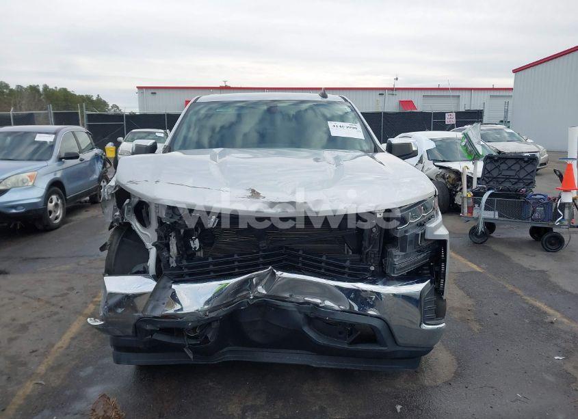 Photo 12 of 2019 Chevrolet Silverado 1500 LT (VIN 3GCPWCEDXKG257563)