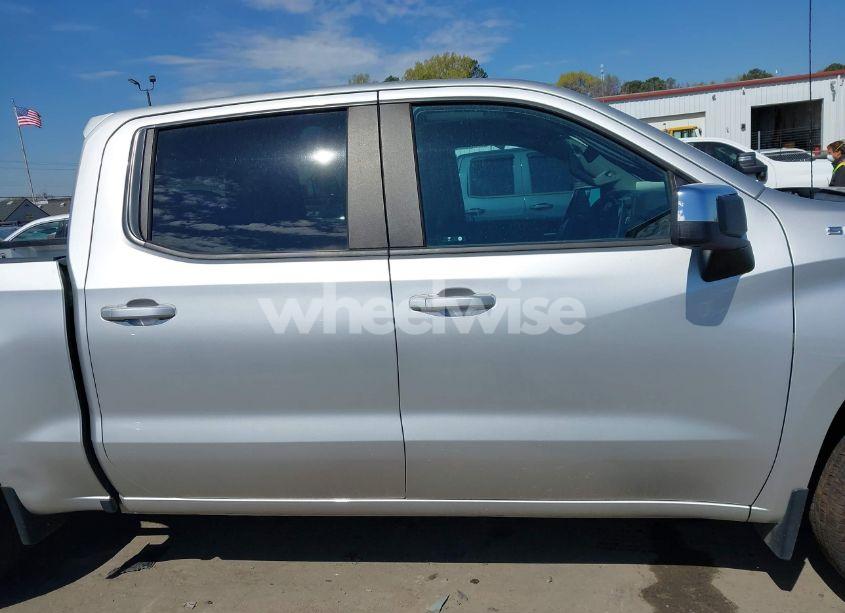 Photo 13 of 2020 Chevrolet Silverado 1500 2WD SHORT BED LT (VIN 3GCPWCEDXLG120348)