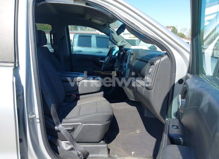 Photo 5 of 2020 Chevrolet Silverado 1500 2WD SHORT BED LT (VIN 3GCPWCEDXLG120348)