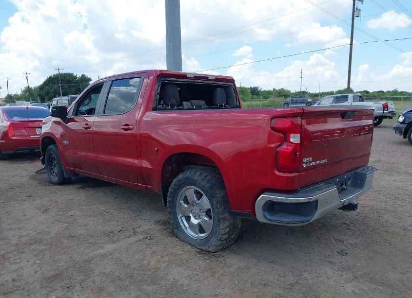 Photo 3 of 2021 Chevrolet Silverado 1500 (VIN 3GCPWCEDXMG403298)