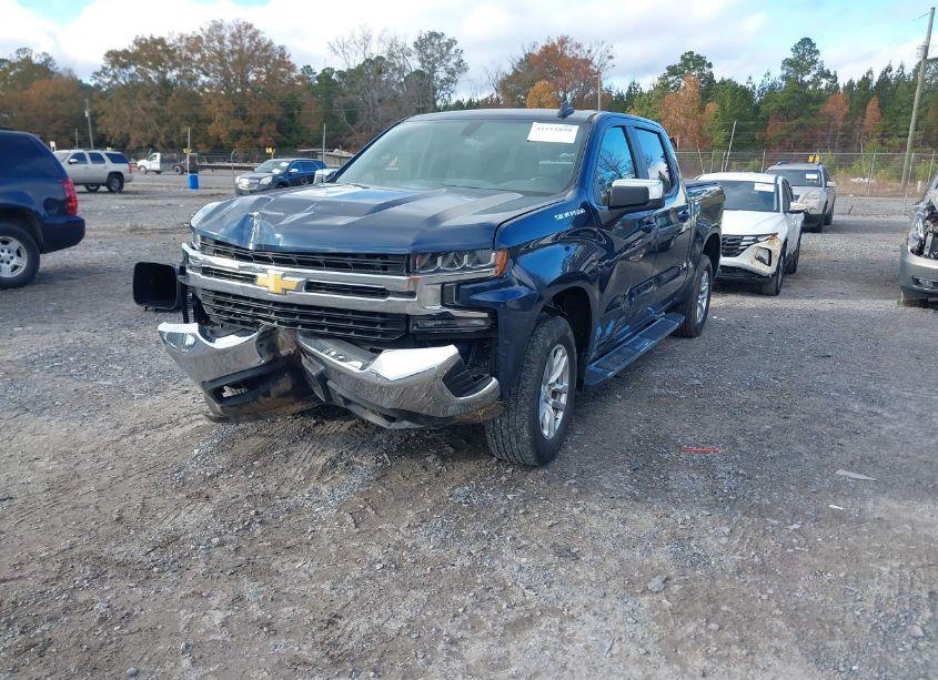 Photo 2 of 2021 Chevrolet Silverado 1500 2WD SHORT BED LT (VIN 3GCPWCEDXMG405746)