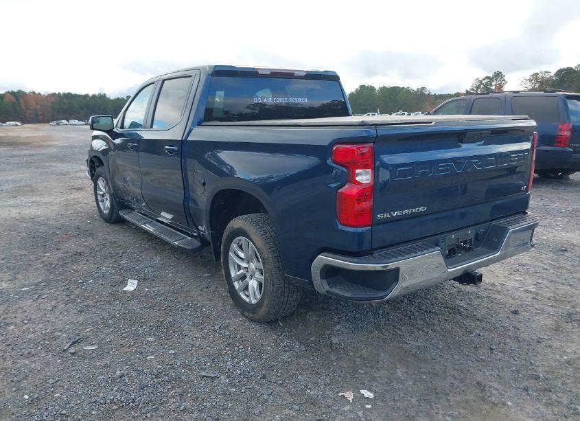 Photo 3 of 2021 Chevrolet Silverado 1500 2WD SHORT BED LT (VIN 3GCPWCEDXMG405746)