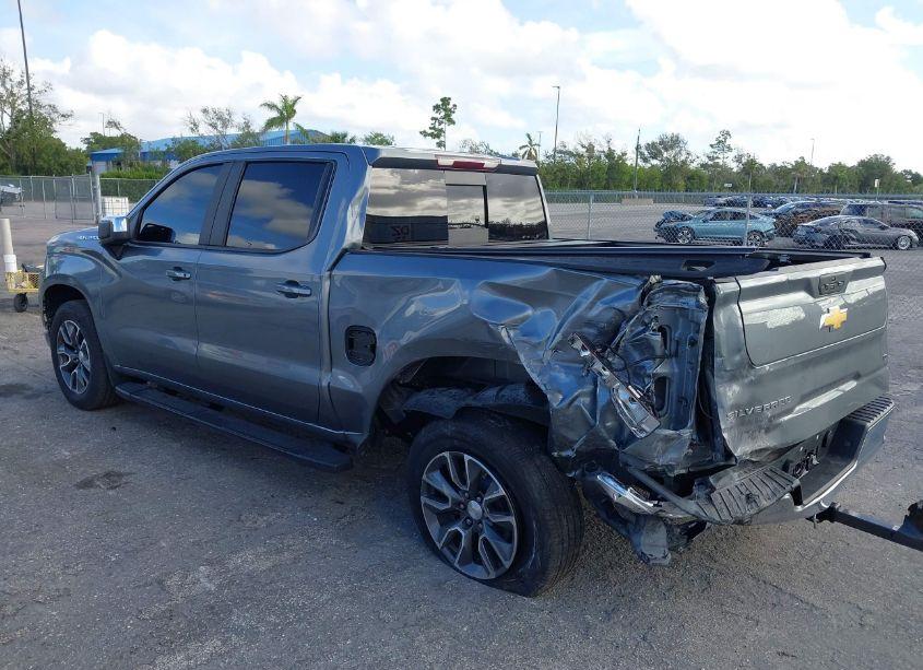 Photo 3 of 2022 Chevrolet Silverado 1500 LTD (VIN 3GCPWCEK1NG119624)