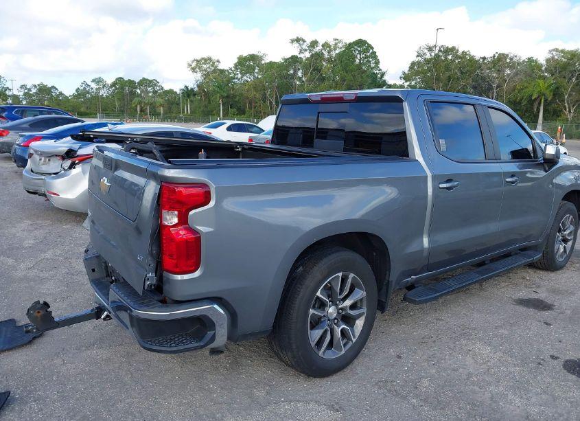 Photo 4 of 2022 Chevrolet Silverado 1500 LTD (VIN 3GCPWCEK1NG119624)