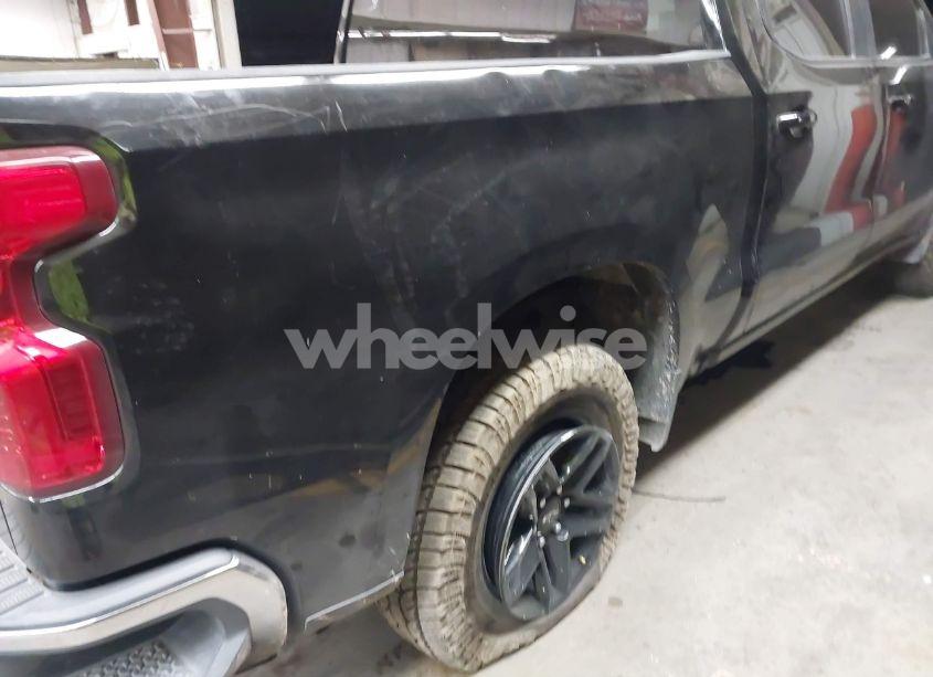 Photo 6 of 2019 Chevrolet Silverado 1500 LT (VIN 3GCPWCEK2KG208291)