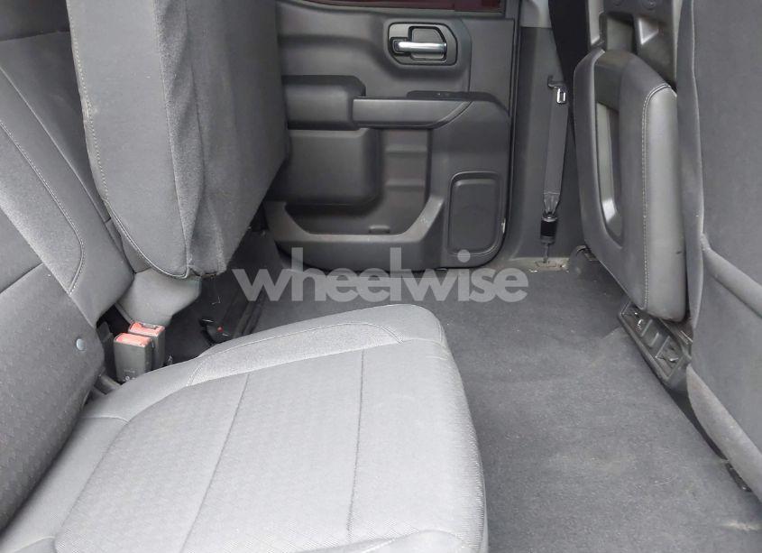 Photo 8 of 2020 Chevrolet Silverado 1500 (VIN 3GCPWCEK7LG136909)