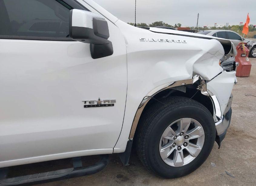 Photo 6 of 2020 Chevrolet Silverado 1500 2WD SHORT BED LT (VIN 3GCPWCEKXLG342032)