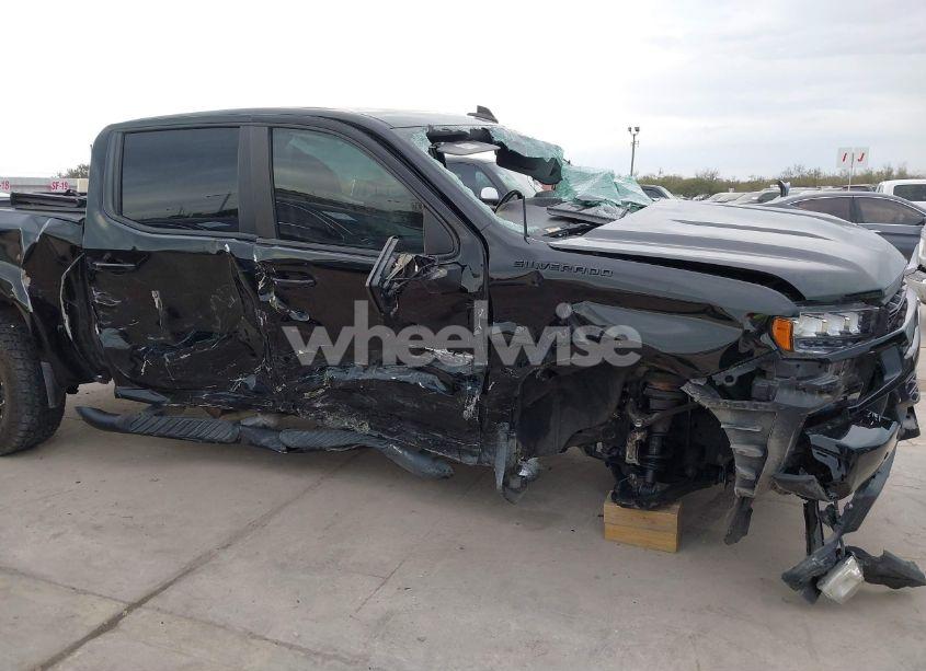 Photo 6 of 2021 Chevrolet Silverado 1500 2WD SHORT BED RST (VIN 3GCPWDED0MG199357)