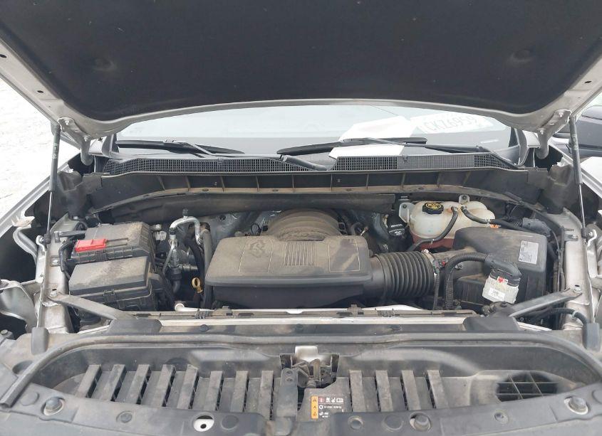 Photo 10 of 2019 Chevrolet Silverado 1500 RST (VIN 3GCPWDED5KG123355)