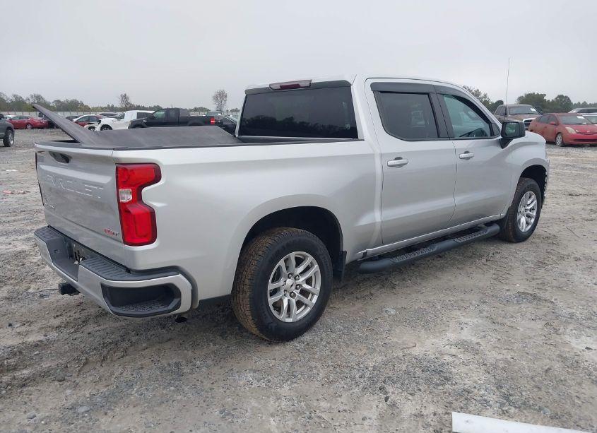 Photo 4 of 2019 Chevrolet Silverado 1500 RST (VIN 3GCPWDED5KG123355)