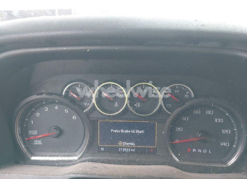 Photo 7 of 2019 Chevrolet Silverado 1500 RST (VIN 3GCPWDED8KG124550)