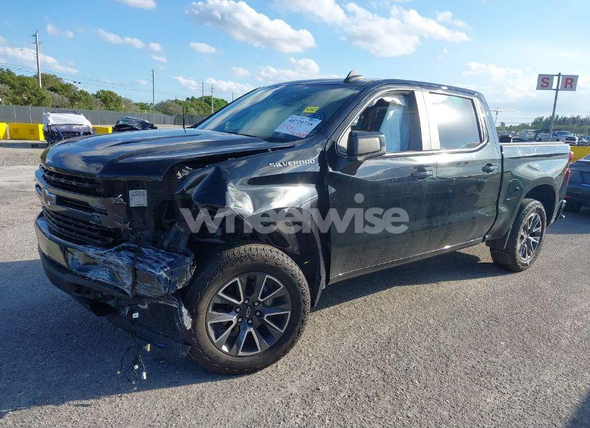 Photo 2 of 2020 Chevrolet Silverado 1500 2WD SHORT BED RST (VIN 3GCPWDED8LG425742)