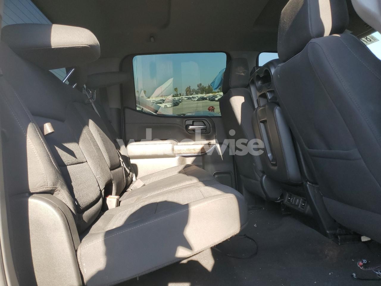 Photo 10 of 2020 CHEVROLET SILVERADO C1500 RST (VIN 3GCPWDEDXLG255710)