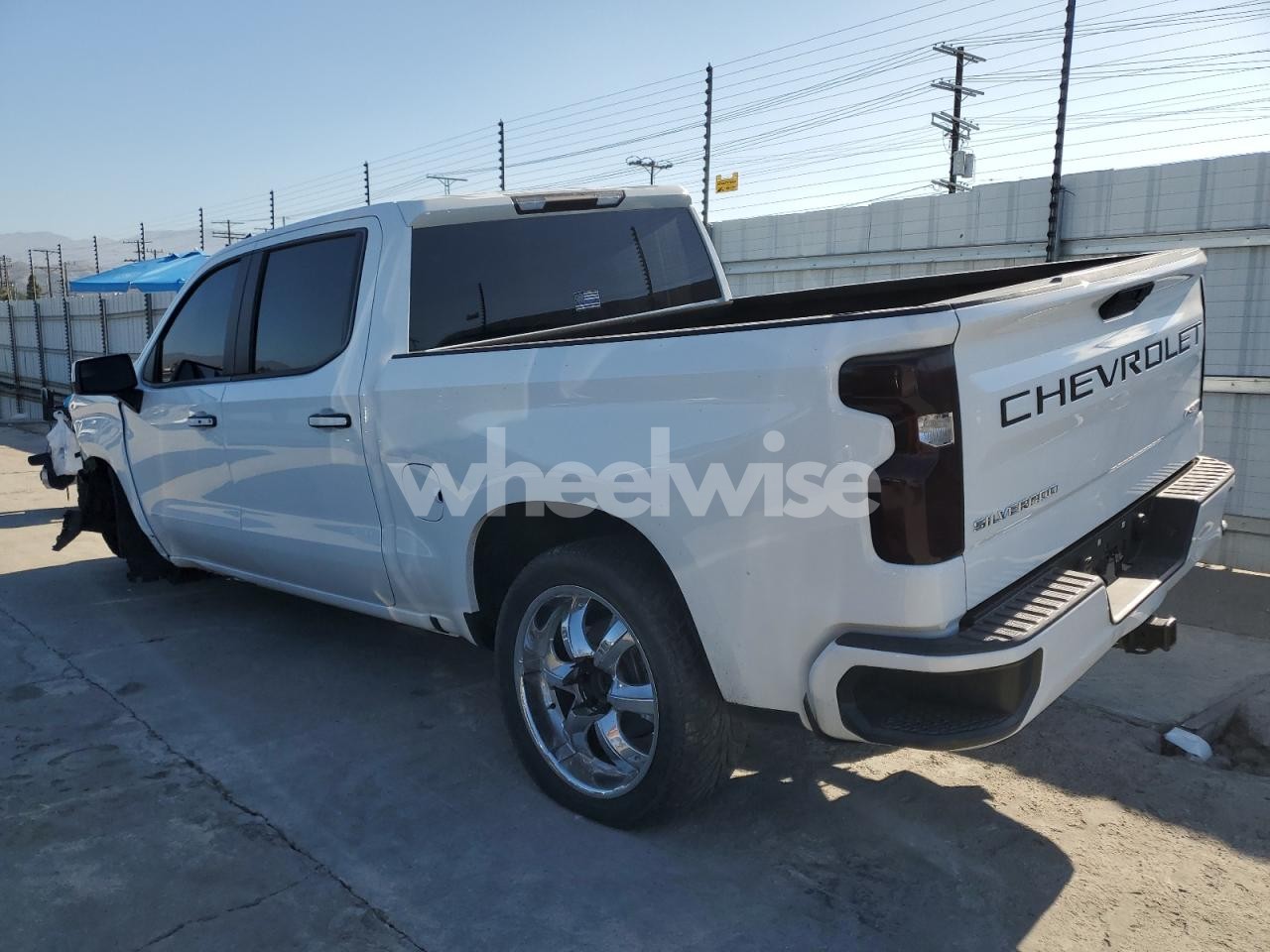 Photo 2 of 2020 CHEVROLET SILVERADO C1500 RST (VIN 3GCPWDEDXLG255710)