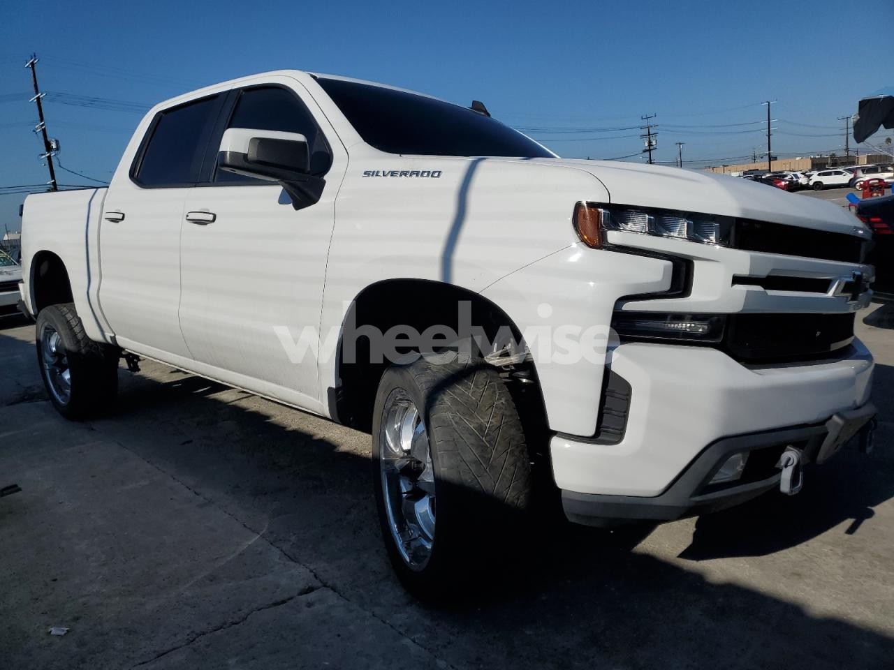 Photo 4 of 2020 CHEVROLET SILVERADO C1500 RST (VIN 3GCPWDEDXLG255710)