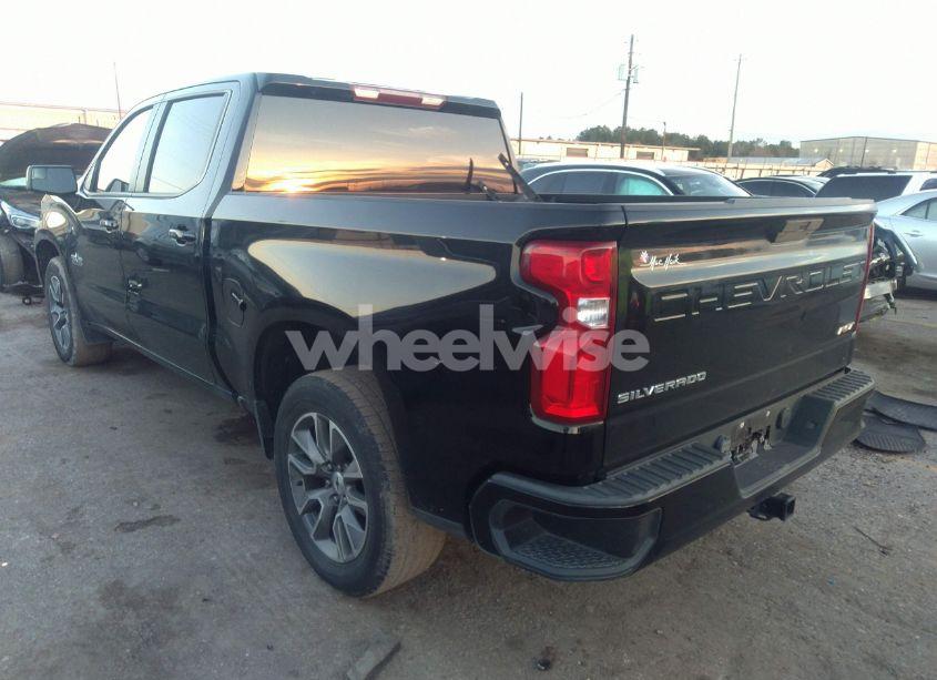 Photo 3 of 2021 Chevrolet Silverado 1500 2WD SHORT BED RST (VIN 3GCPWDEK2MG289687)