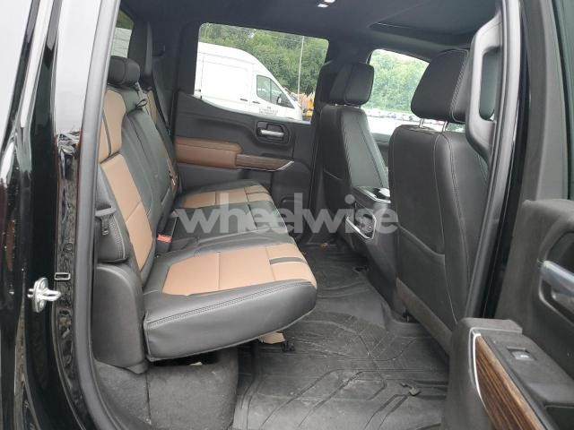 Photo 4 of 2019 CHEVROLET SILVERADO K1500 HIGH COUNTRY (VIN 3GCPYAEH0KG107883)