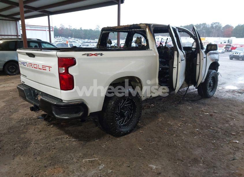 Photo 4 of 2020 Chevrolet Silverado 1500 (VIN 3GCPYAEK2LG146505)