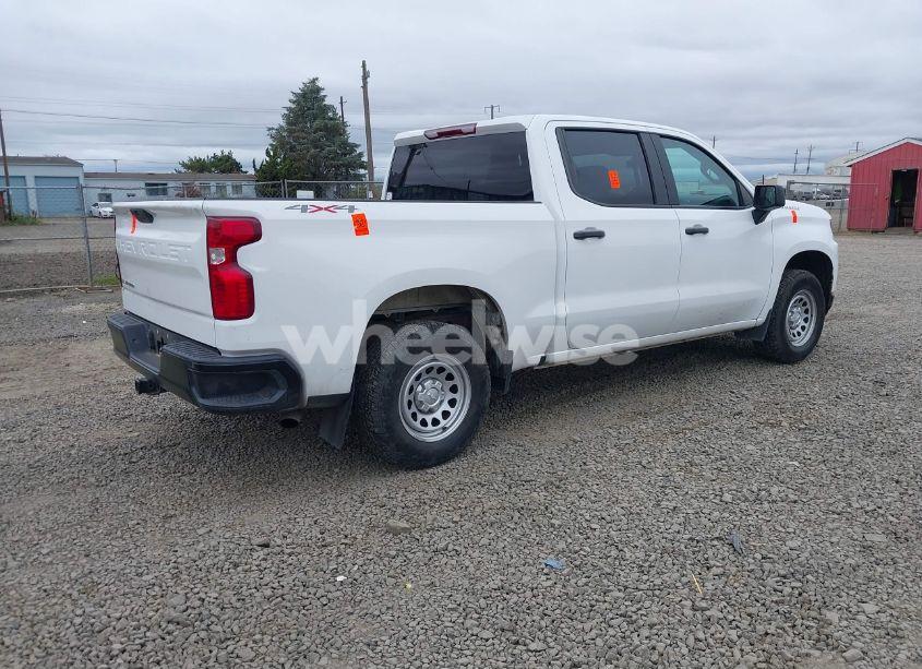 Photo 4 of 2020 Chevrolet Silverado 1500 4WD SHORT BED WT (VIN 3GCPYAEK2LG231196)