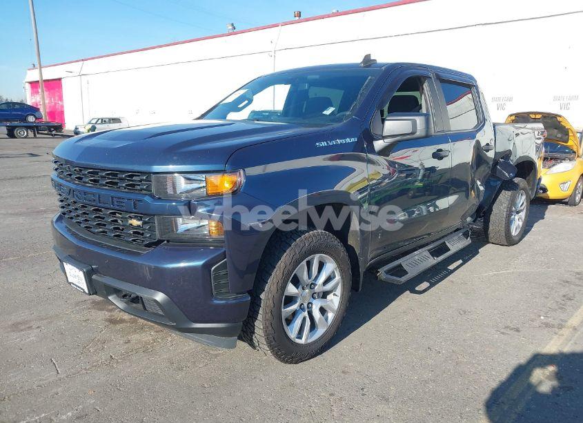 Photo 2 of 2020 Chevrolet Silverado 1500 4WD SHORT BED CUSTOM (VIN 3GCPYBEH3LG162335)