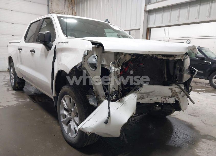 Photo 6 of 2019 Chevrolet Silverado 1500 CUSTOM (VIN 3GCPYBEH7KG167892)