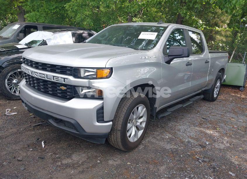 Photo 2 of 2019 Chevrolet Silverado 1500 CUSTOM (VIN 3GCPYBEH7KG216525)