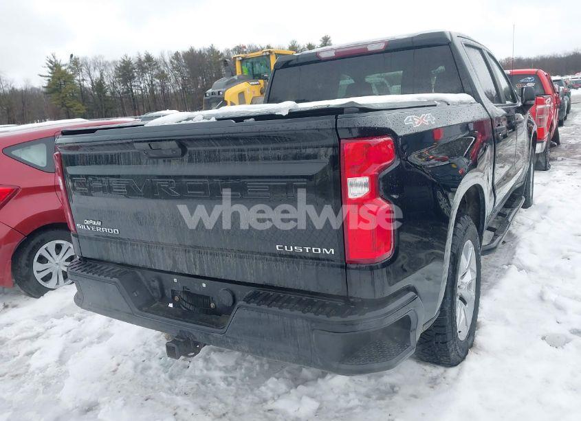 Photo 16 of 2020 Chevrolet Silverado 1500 4WD SHORT BED CUSTOM (VIN 3GCPYBEH7LG352655)