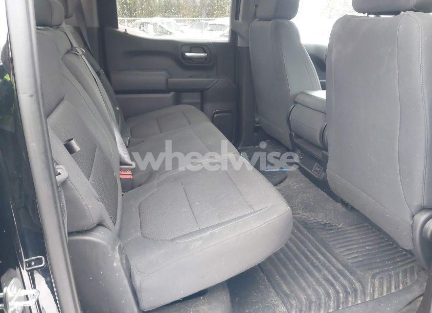 Photo 8 of 2020 Chevrolet Silverado 1500 4WD SHORT BED CUSTOM (VIN 3GCPYBEH7LG352655)