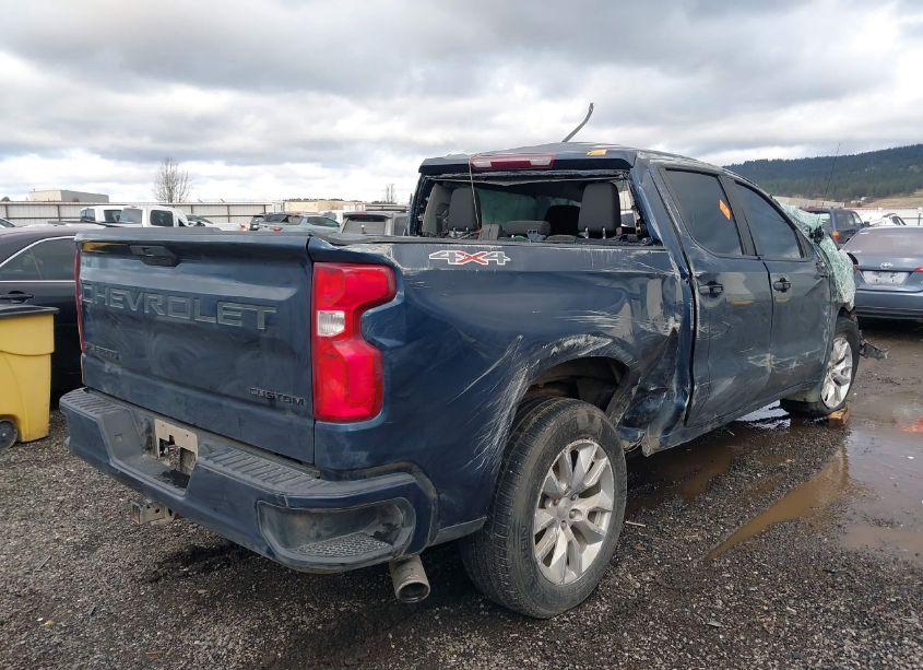 Photo 4 of 2020 Chevrolet Silverado 1500 4WD SHORT BED CUSTOM (VIN 3GCPYBEH7LG454134)