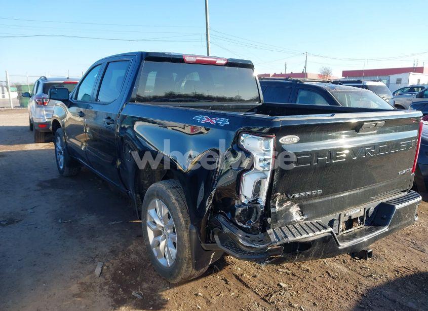 Photo 3 of 2020 Chevrolet Silverado 1500 4WD SHORT BED CUSTOM (VIN 3GCPYBEH8LG228961)
