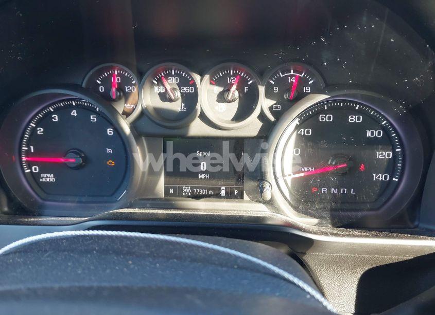 Photo 7 of 2020 Chevrolet Silverado 1500 4WD SHORT BED CUSTOM (VIN 3GCPYBEH8LG228961)