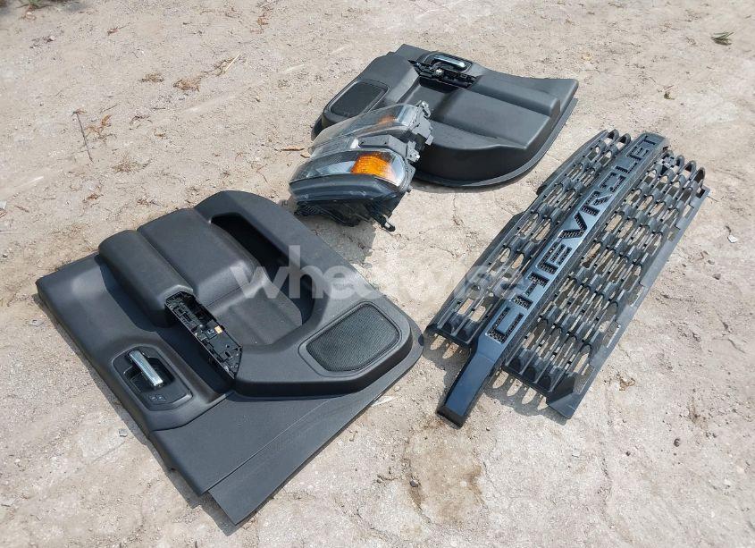 Photo 12 of 2019 Chevrolet Silverado 1500 CUSTOM (VIN 3GCPYBEH9KG238011)