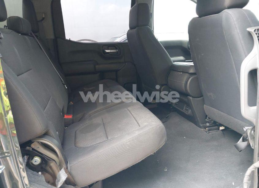 Photo 8 of 2019 Chevrolet Silverado 1500 CUSTOM (VIN 3GCPYBEH9KG238011)