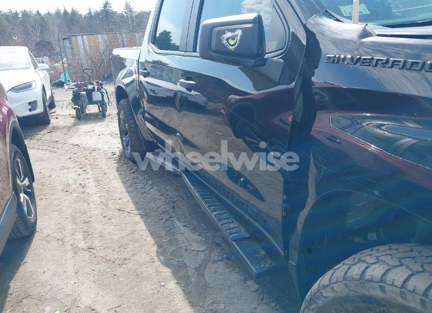 Photo 20 of 2021 Chevrolet Silverado 1500 4WD SHORT BED CUSTOM (VIN 3GCPYBEH9MG172952)