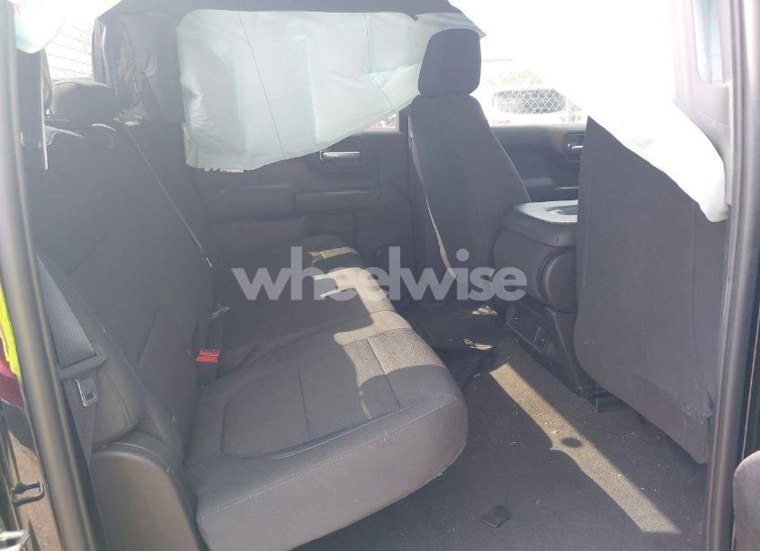 Photo 8 of 2021 Chevrolet Silverado 1500 4WD SHORT BED CUSTOM (VIN 3GCPYBEH9MG172952)