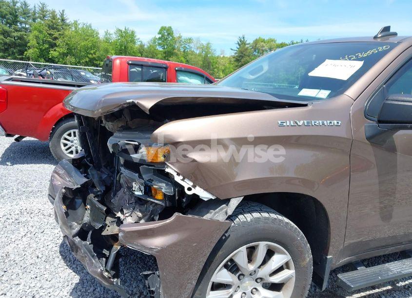 Photo 17 of 2019 Chevrolet Silverado 1500 CUSTOM (VIN 3GCPYBEHXKG241256)