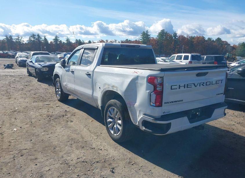 Photo 3 of 2022 Chevrolet Silverado 1500 LTD 4WD SHORT BED CUSTOM (VIN 3GCPYBEK1NG157553)