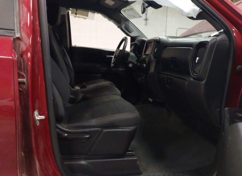 Photo 5 of 2021 Chevrolet Silverado 1500 4WD SHORT BED CUSTOM (VIN 3GCPYBEK2MG199812)