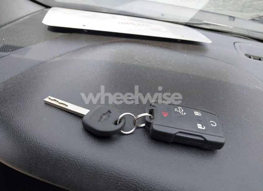 Photo 11 of 2020 Chevrolet Silverado 1500 4WD SHORT BED CUSTOM (VIN 3GCPYBEK3LG352700)