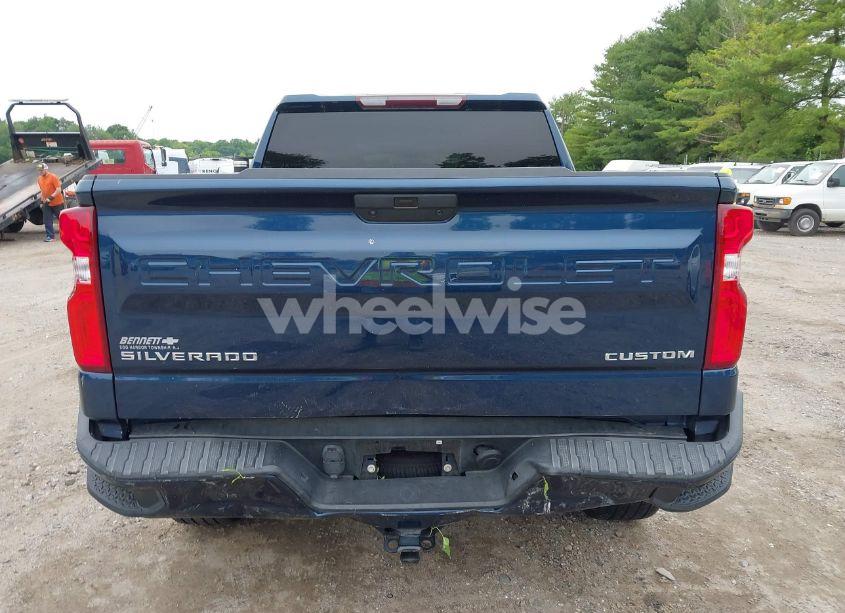 Photo 15 of 2021 Chevrolet Silverado 1500 4WD SHORT BED CUSTOM (VIN 3GCPYBEK3MG360149)