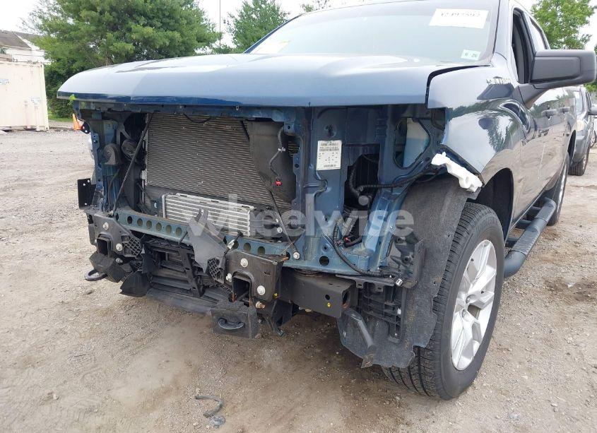 Photo 6 of 2021 Chevrolet Silverado 1500 4WD SHORT BED CUSTOM (VIN 3GCPYBEK3MG360149)