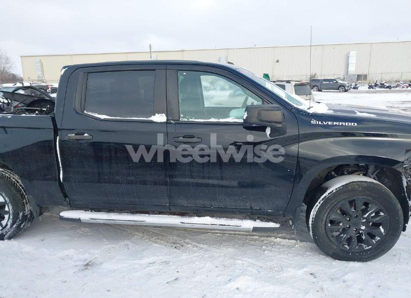 Photo 13 of 2020 Chevrolet Silverado 1500 4WD SHORT BED CUSTOM (VIN 3GCPYBEK4LG336733)