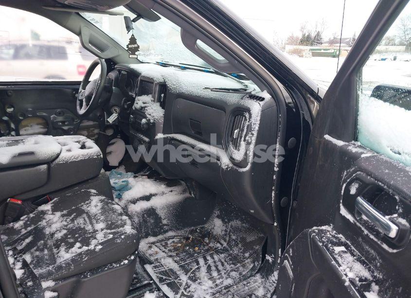 Photo 5 of 2020 Chevrolet Silverado 1500 4WD SHORT BED CUSTOM (VIN 3GCPYBEK4LG336733)